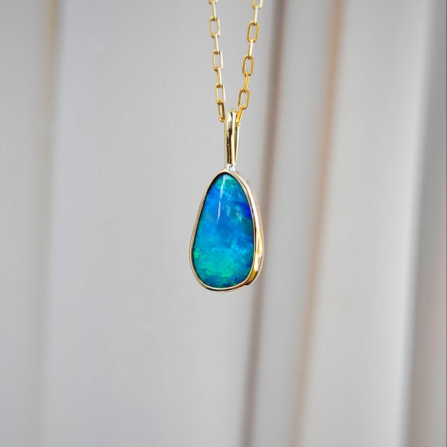 Opale d'Australie Or jaune 750 et Argent 925 millièmes